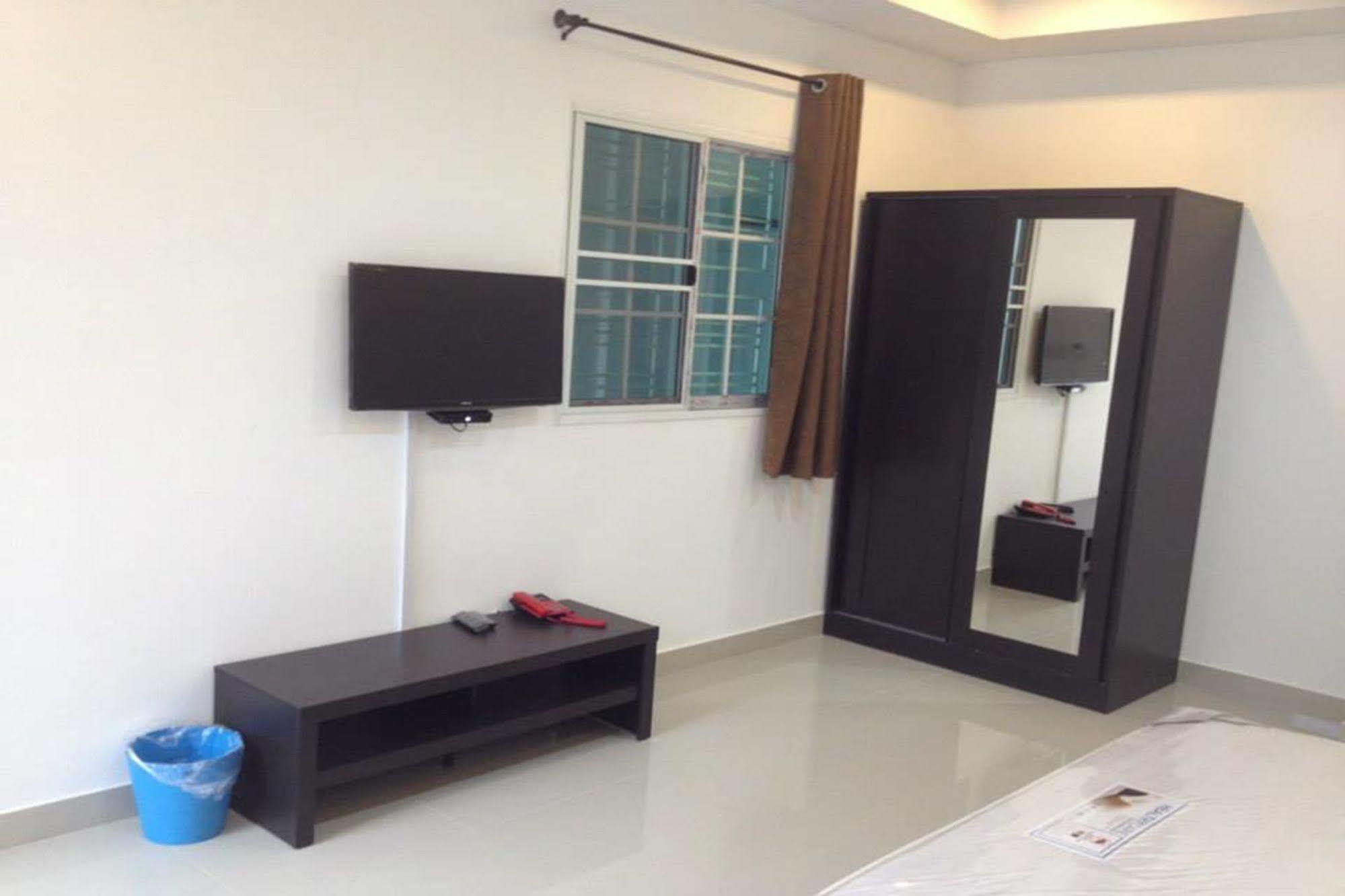 เดอะรูม นางรอง Aparthotel ภายนอก รูปภาพ