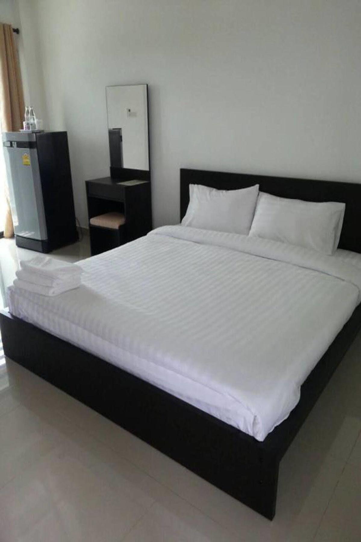 เดอะรูม นางรอง Aparthotel ภายนอก รูปภาพ
